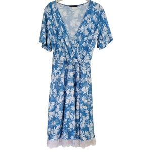 Cottagecore Floral Dress Lace Hem Blue White Floral V-neck Prarie Tea Bloomcore